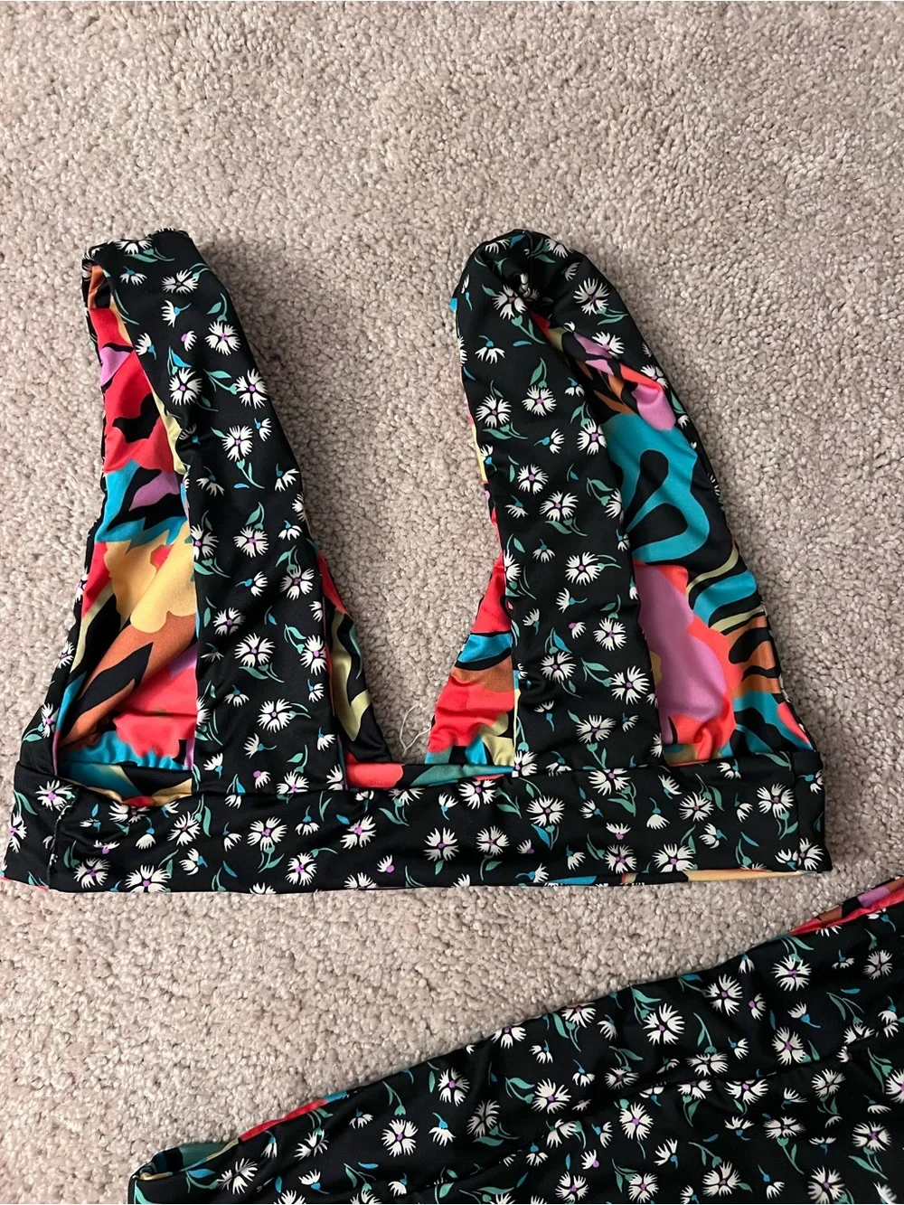 Billabong reversible bikini set - Picture 4 of 4